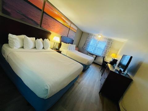 Hotel Days & By Wyndham