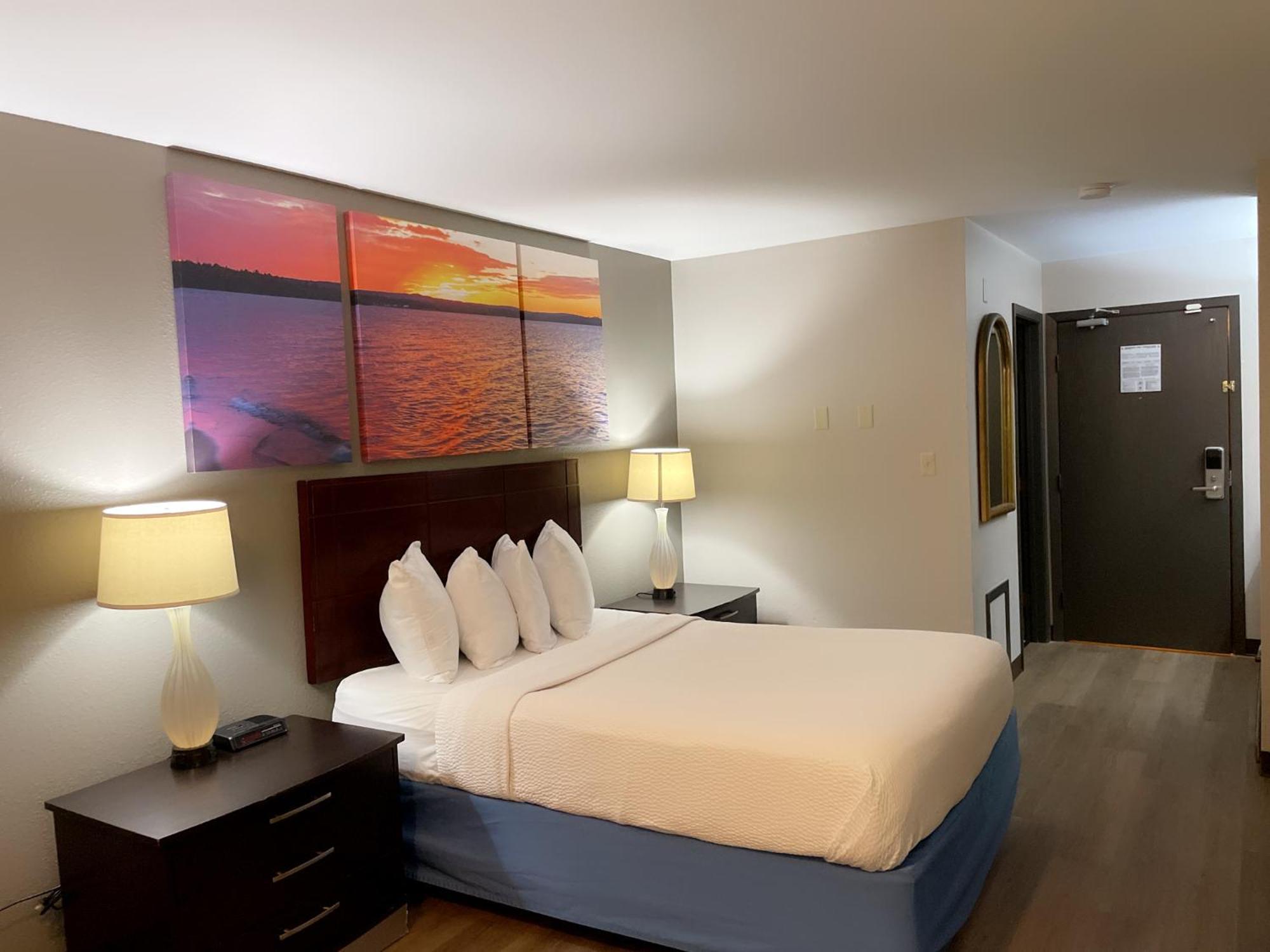 Hotel Days & By Wyndham Stevens Point