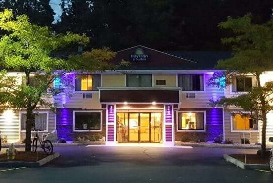 Hotel Days & By Wyndham