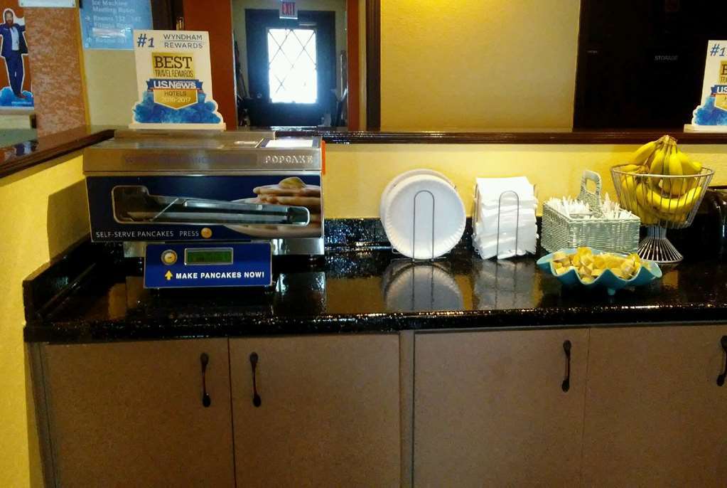 Hotel Days & By Wyndham 2*